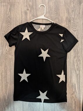 LuLaRoe Black Tee with White Star Pattern